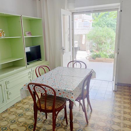 דירות Brela Beach Retreat מראה חיצוני תמונה